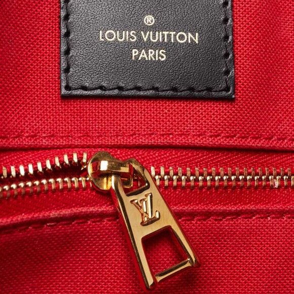 Louis Vuitton Monogram Giant Reverse Canvas Onthego GM Tote Bag - Picture 8 of 12